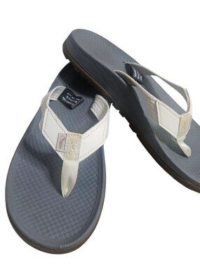 Chaco Lowdown Flip Flop Sandals Flip Flop Thong Ivory Women's 7 Outdoors Beach